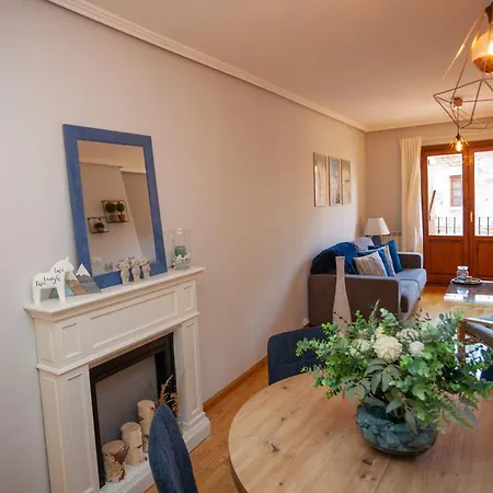 Casa Senda By Cardi Suites. *